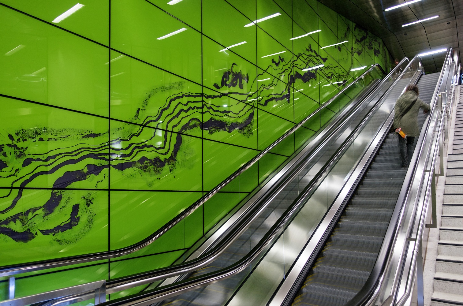 U-Bahn Wehrhahlinie, Haltestelle Graf-Adolf-Platz 2016 (Gestaltung Manuel Franke 2016)